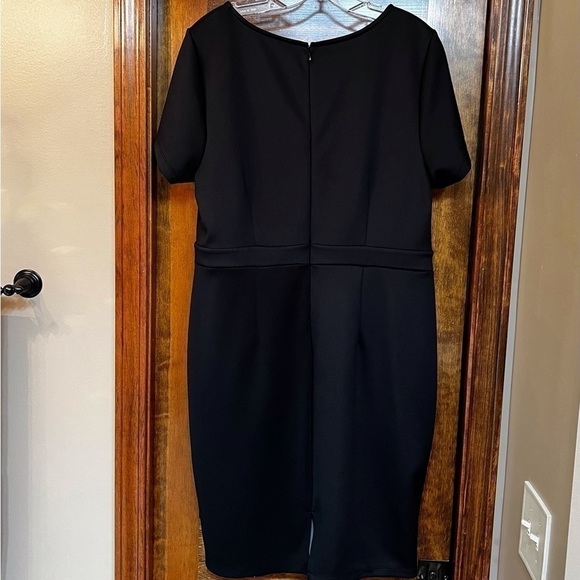💥SALE💥‎ $18 Women’s LBD Short Sleeve Boutique (JCP brand) Sz 1X EUC - Picture 2 of 10